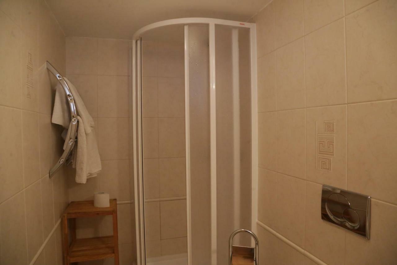 Apartman Kristina Ivachnova 49 Besenova Exterior photo
